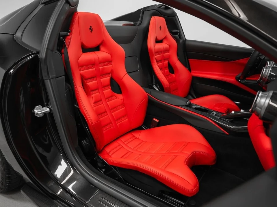 2022 Ferrari 812 GTS - Image 25 of 31