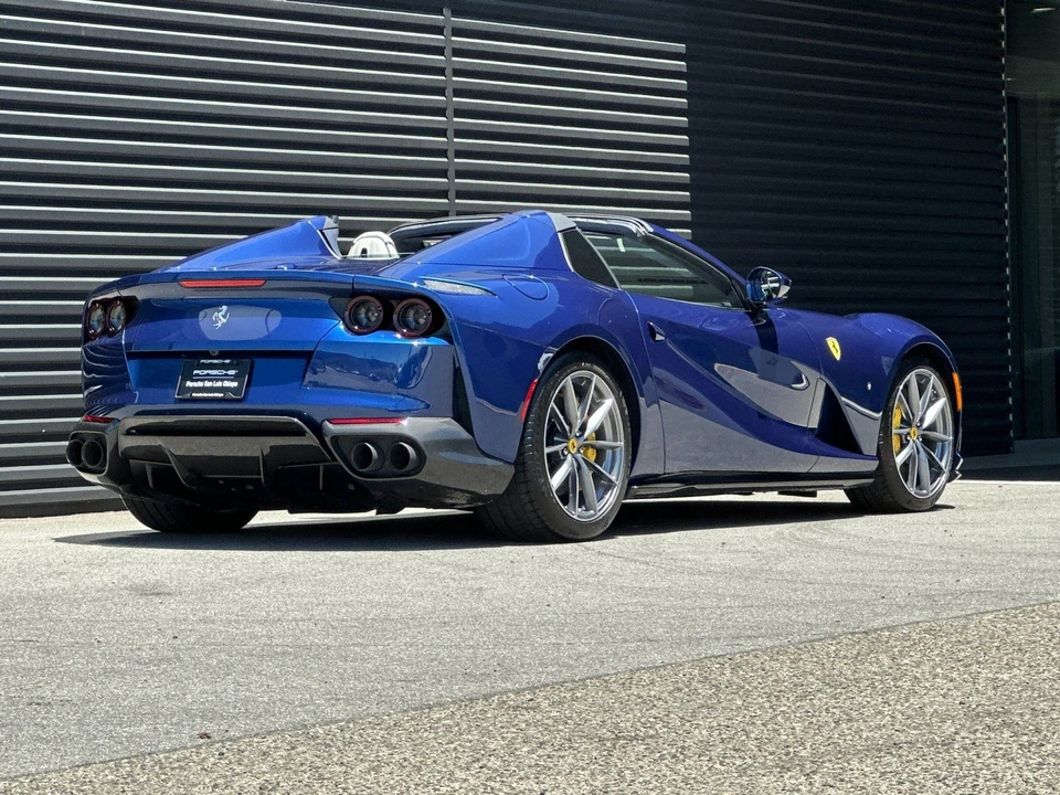 2022 Ferrari 812 GTS - Image 8 of 31