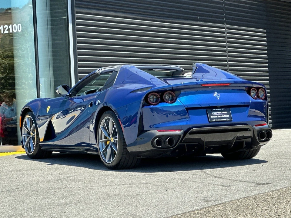 2022 Ferrari 812 GTS - Image 3 of 31