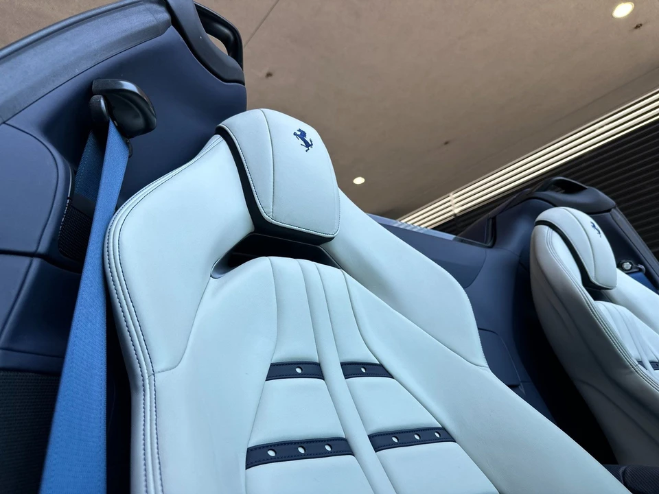 2022 Ferrari 812 GTS - Image 18 of 31