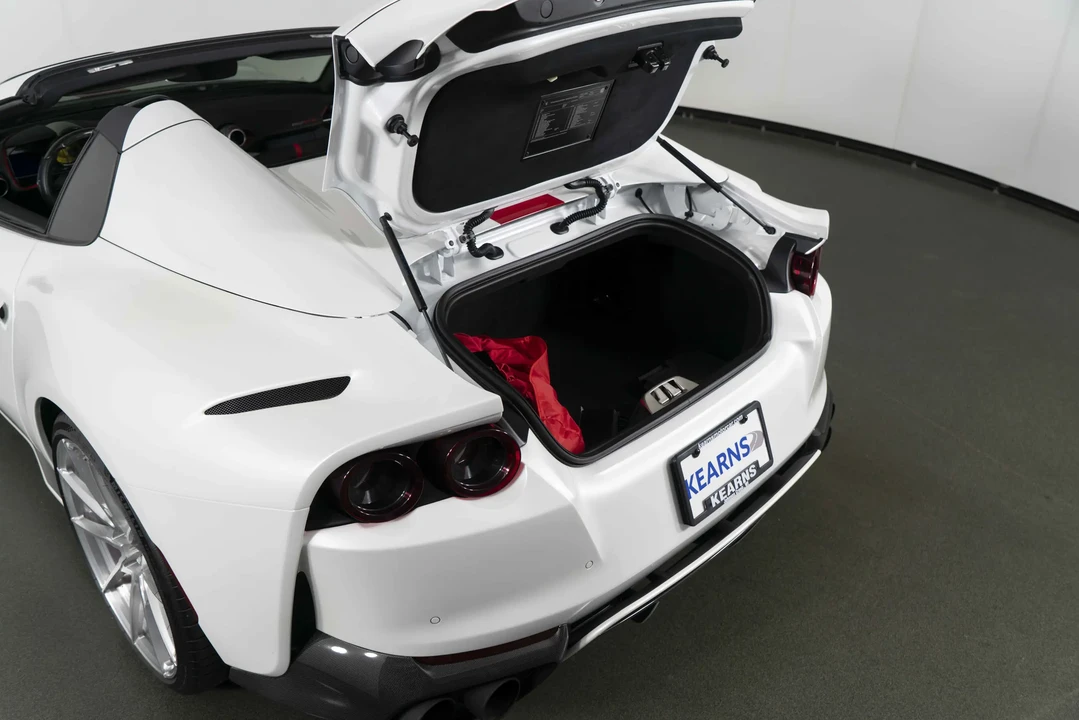 2022 Ferrari 812 GTS - Image 31 of 31