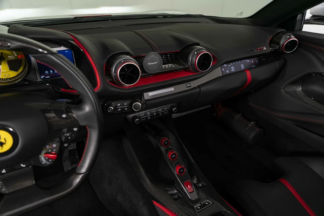 2022 Ferrari 812 GTS - Image 21 of 31