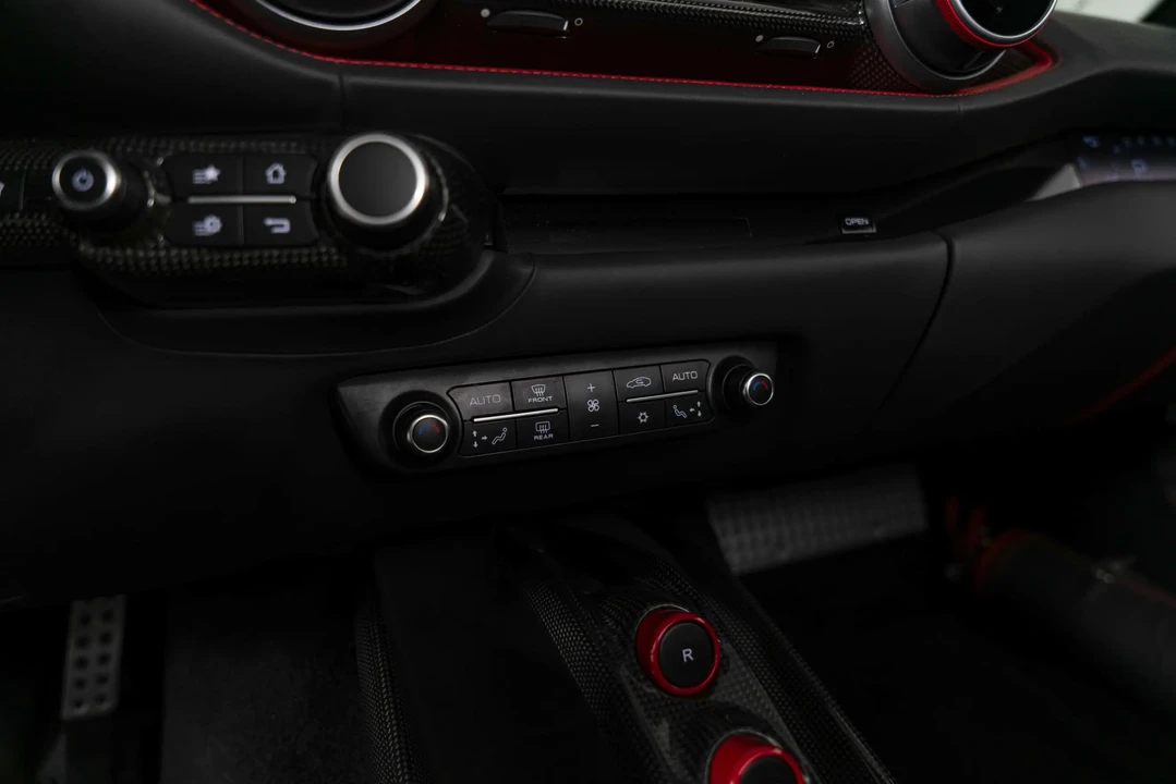 2022 Ferrari 812 GTS - Image 24 of 31