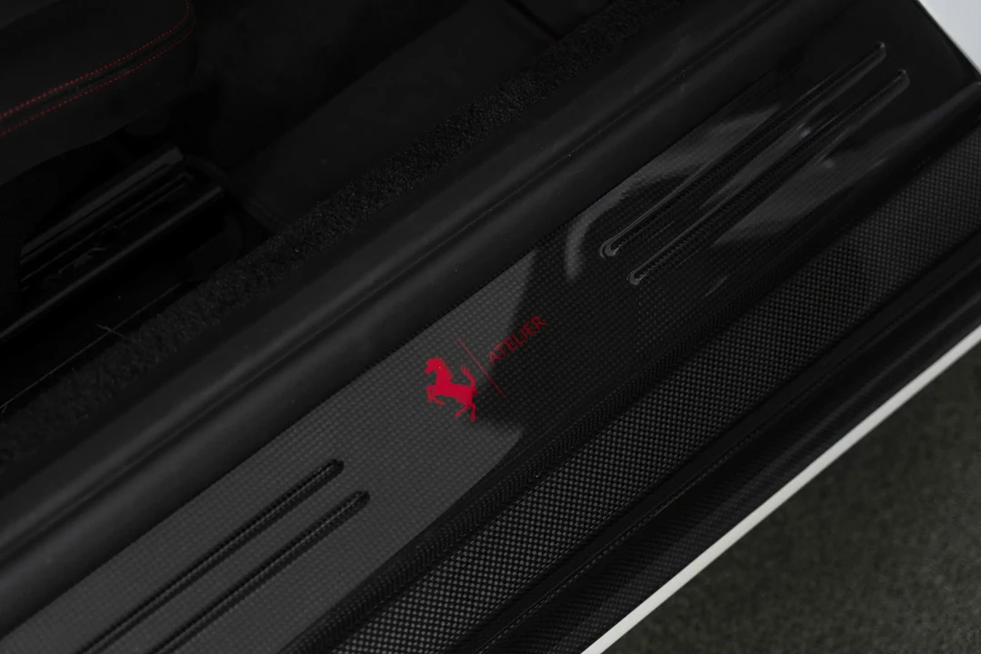 2022 Ferrari 812 GTS - Image 28 of 31
