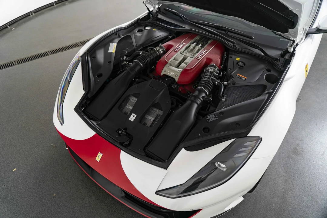 2022 Ferrari 812 GTS - Image 29 of 31