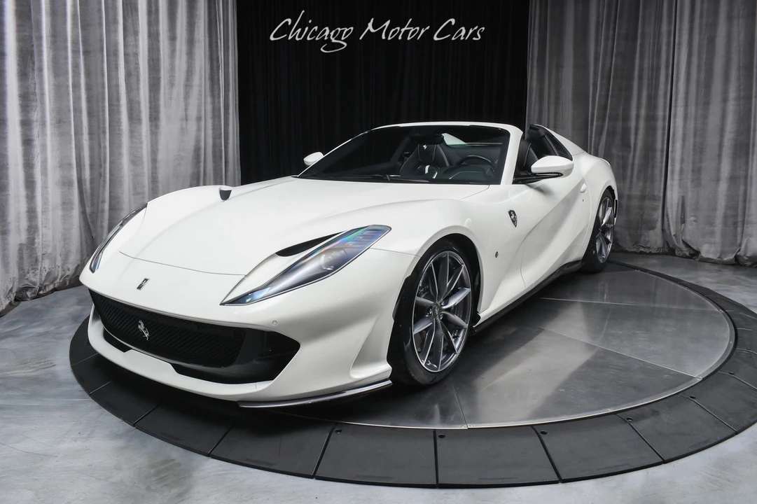 2022 Ferrari 812 GTS - Image 2 of 31
