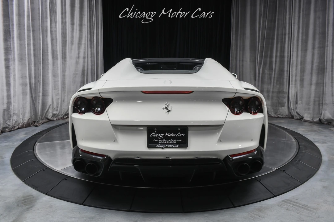 2022 Ferrari 812 GTS - Image 4 of 31