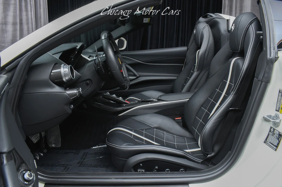 2022 Ferrari 812 GTS - Image 15 of 31