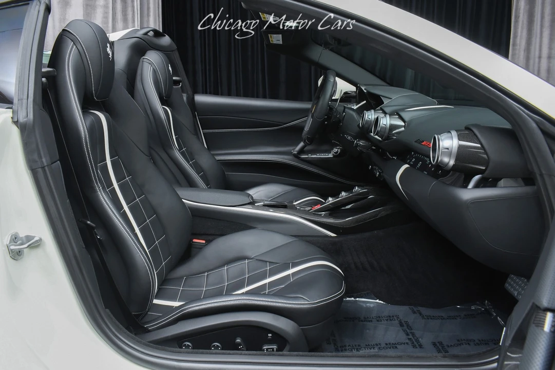 2022 Ferrari 812 GTS - Image 21 of 31