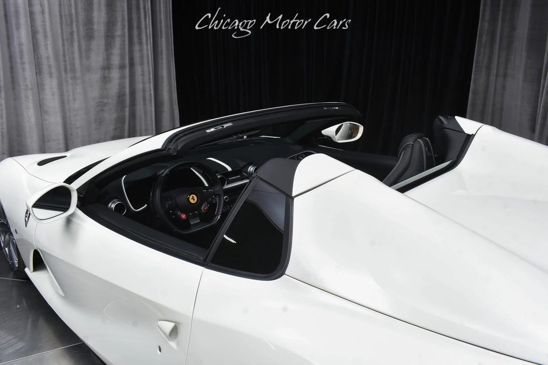 2022 Ferrari 812 GTS - Image 26 of 31