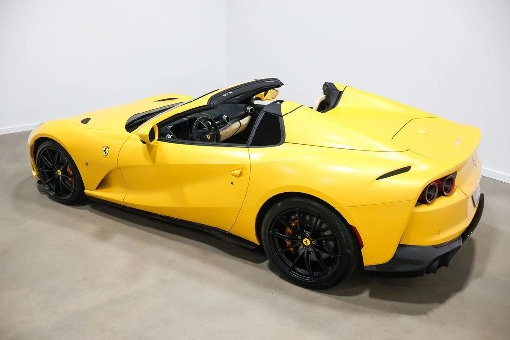 2022 Ferrari 812 GTS - Image 21 of 24