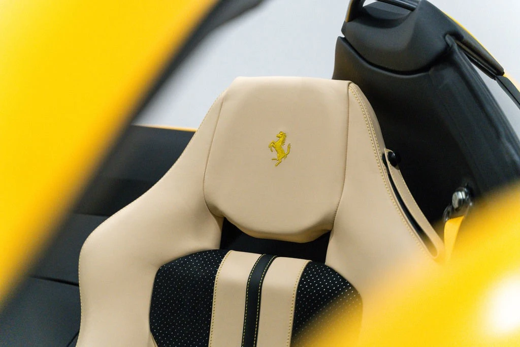 2022 Ferrari 812 GTS - Image 5 of 24
