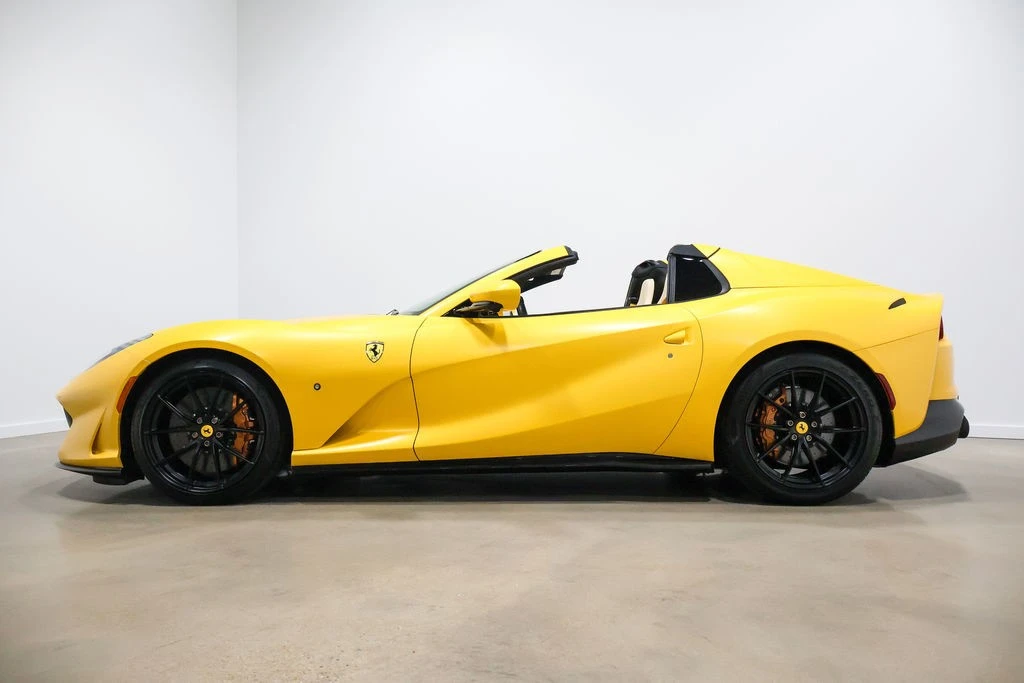 2022 Ferrari 812 GTS - Image 15 of 24