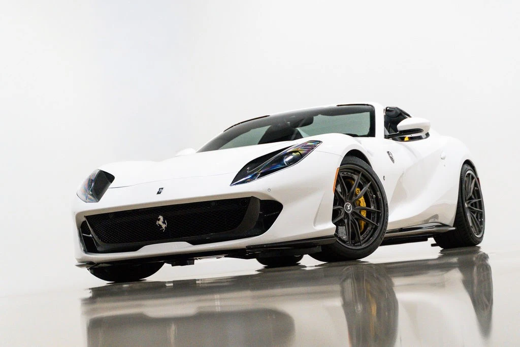 2022 Ferrari 812 GTS - Image 6 of 24