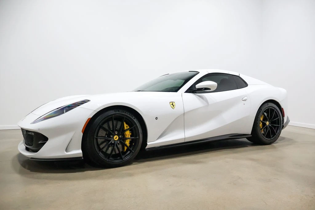 2022 Ferrari 812 GTS - Image 12 of 24