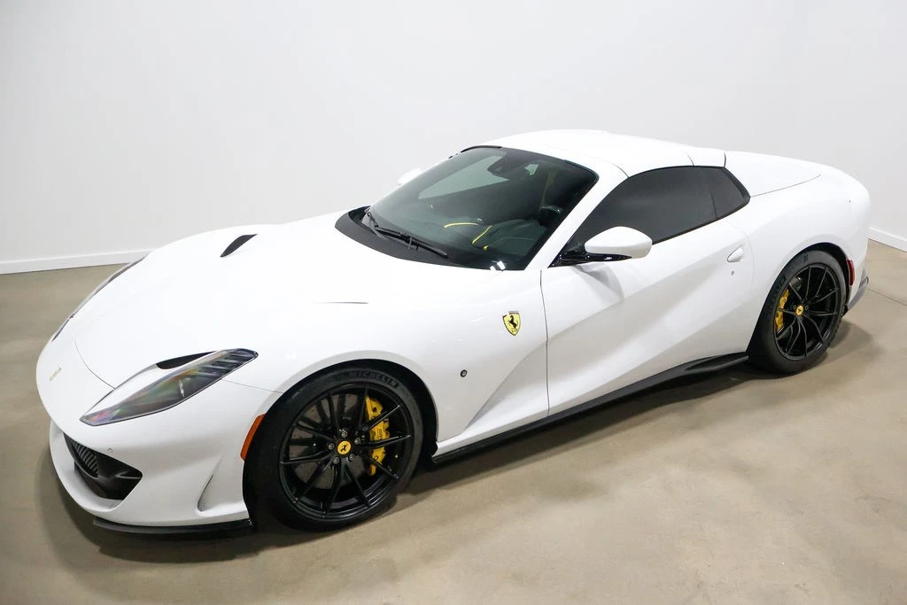 2022 Ferrari 812 GTS - Image 14 of 24