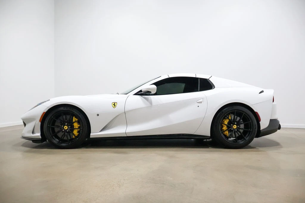 2022 Ferrari 812 GTS - Image 16 of 24