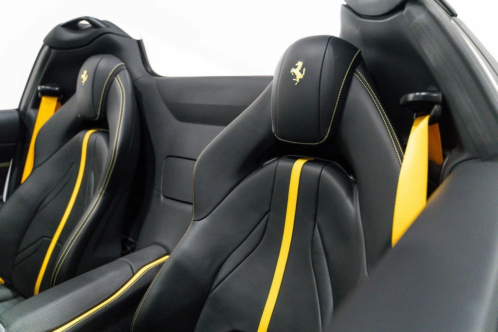 2022 Ferrari 812 GTS - Image 6 of 24
