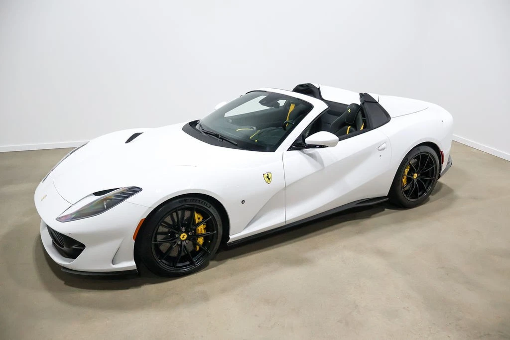 2022 Ferrari 812 GTS - Image 19 of 24