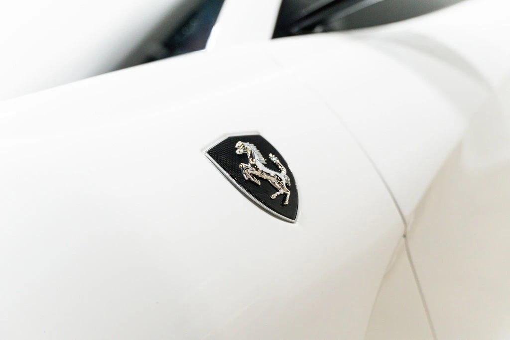 2022 Ferrari 812 GTS - Image 3 of 24