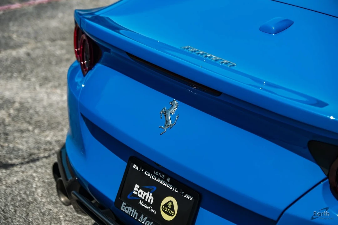 2022 Ferrari 812 GTS - Image 17 of 31