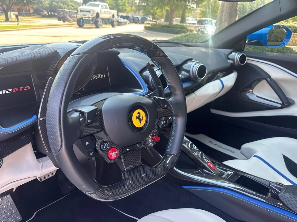 2022 Ferrari 812 GTS - Image 6 of 9