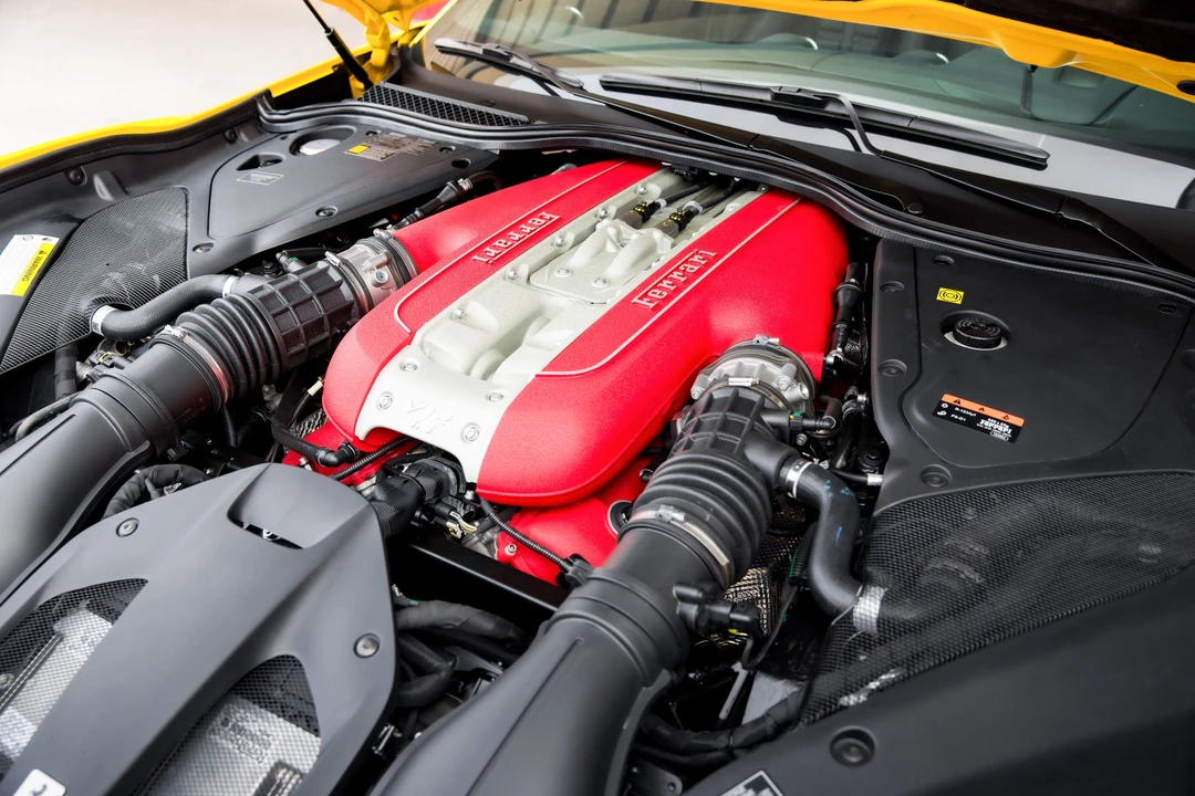 2022 Ferrari 812 GTS - Image 18 of 31