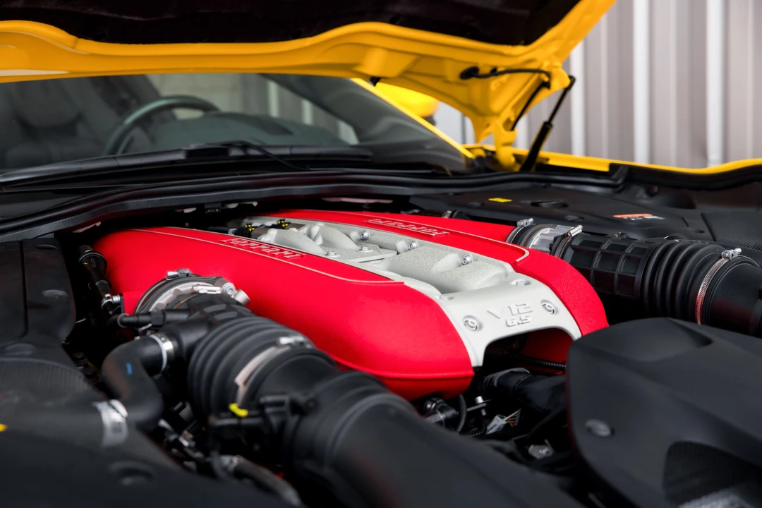 2022 Ferrari 812 GTS - Image 15 of 31