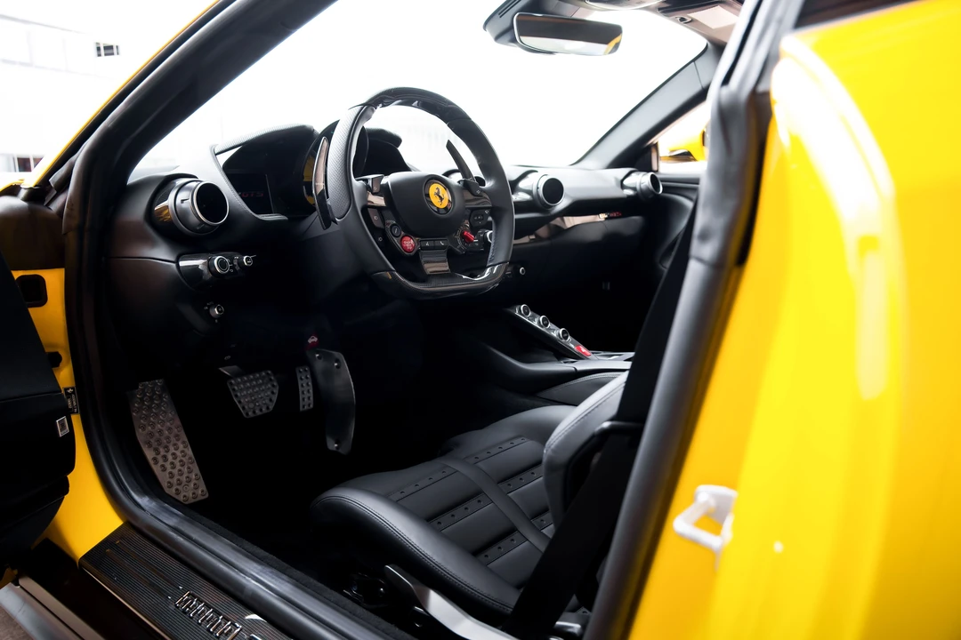 2022 Ferrari 812 GTS - Image 28 of 31