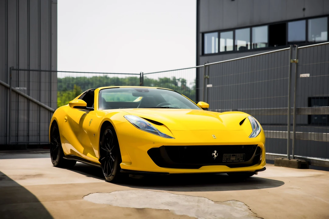 2022 Ferrari 812 GTS - Image 10 of 31