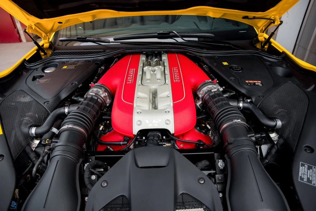 2022 Ferrari 812 GTS - Image 17 of 31