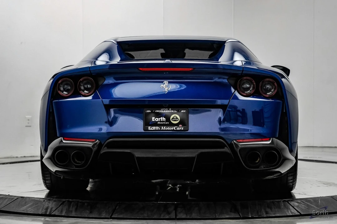 2022 Ferrari 812 GTS - Image 16 of 31