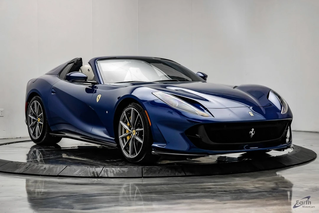 2022 Ferrari 812 GTS - Image 30 of 31
