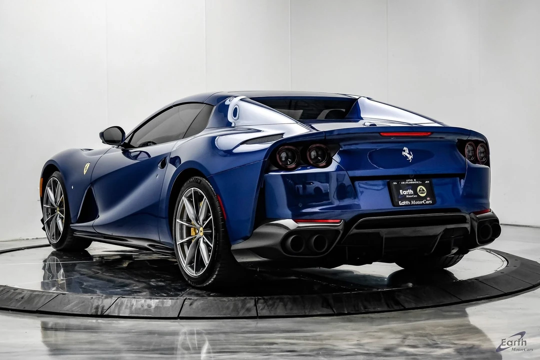 2022 Ferrari 812 GTS - Image 14 of 31