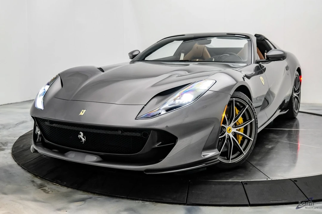 2022 Ferrari 812 GTS - Image 5 of 31