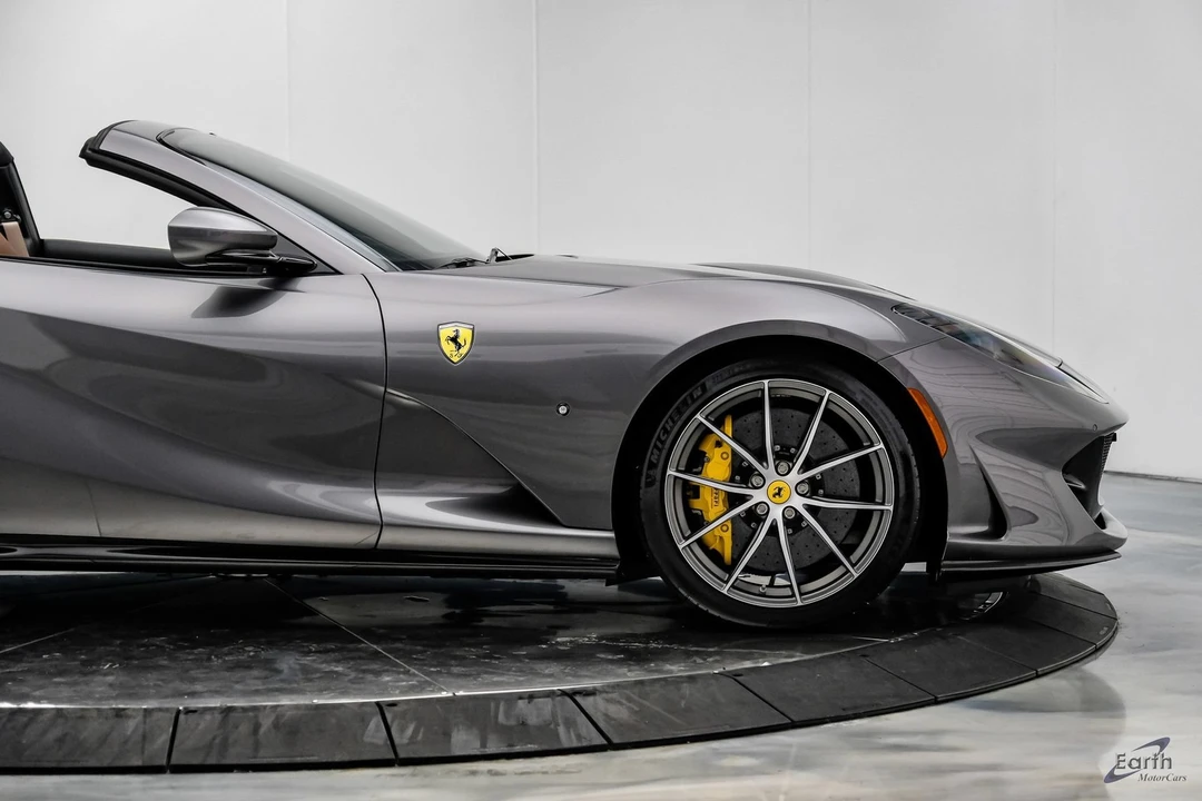 2022 Ferrari 812 GTS - Image 29 of 31