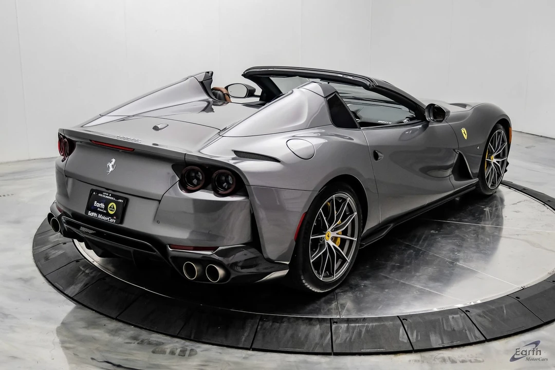 2022 Ferrari 812 GTS - Image 23 of 31