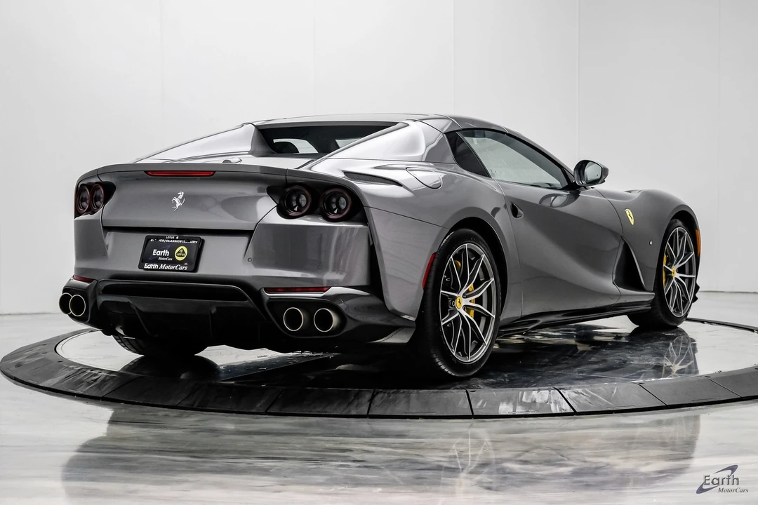 2022 Ferrari 812 GTS - Image 22 of 31