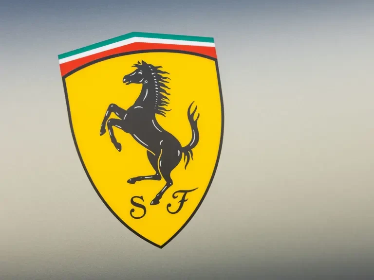 2022 Ferrari 812 GTS - Image 17 of 31