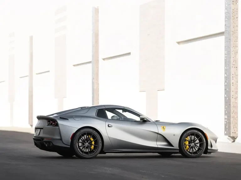 2022 Ferrari 812 GTS - Image 13 of 31