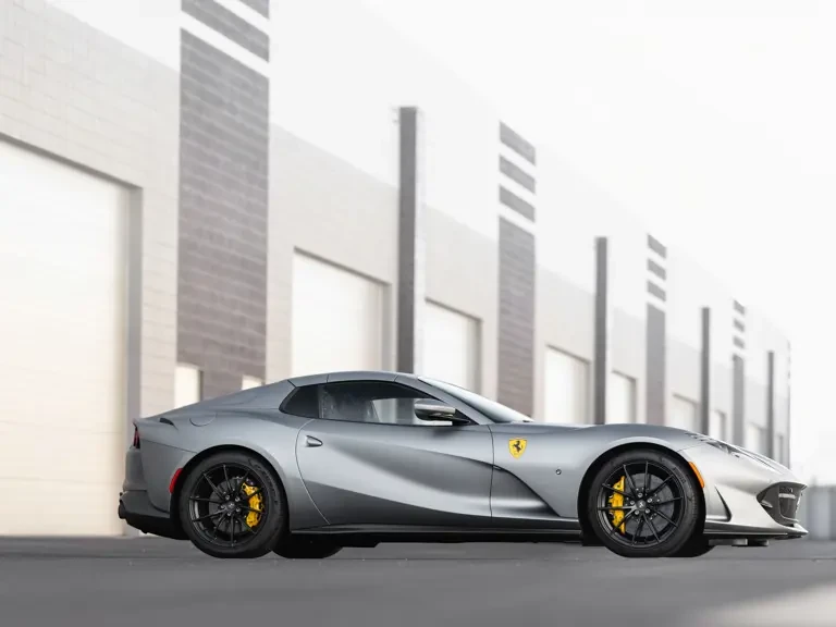 2022 Ferrari 812 GTS - Image 14 of 31