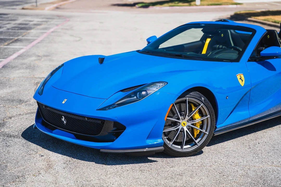2022 Ferrari 812 GTS - Image 22 of 31
