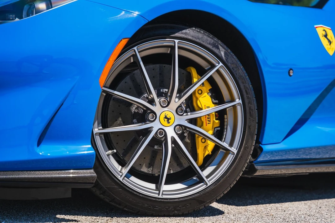 2022 Ferrari 812 GTS - Image 26 of 31