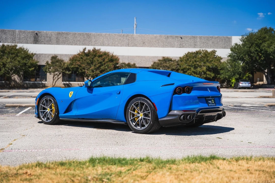 2022 Ferrari 812 GTS - Image 20 of 31