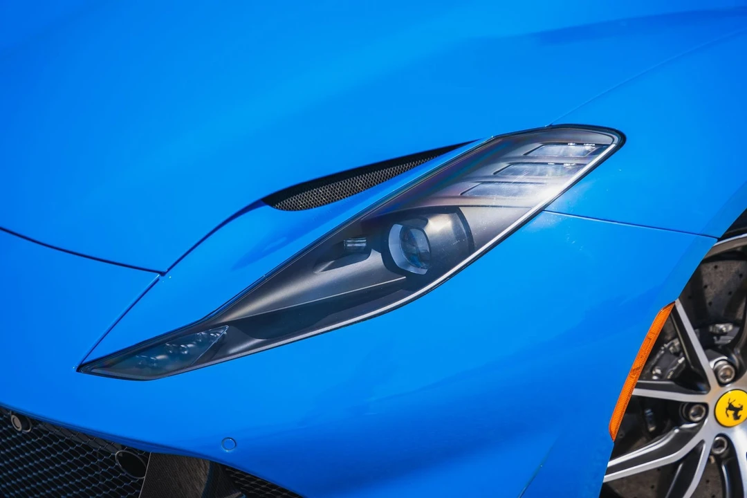 2022 Ferrari 812 GTS - Image 27 of 31