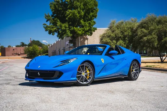 2022 Ferrari 812 GTS