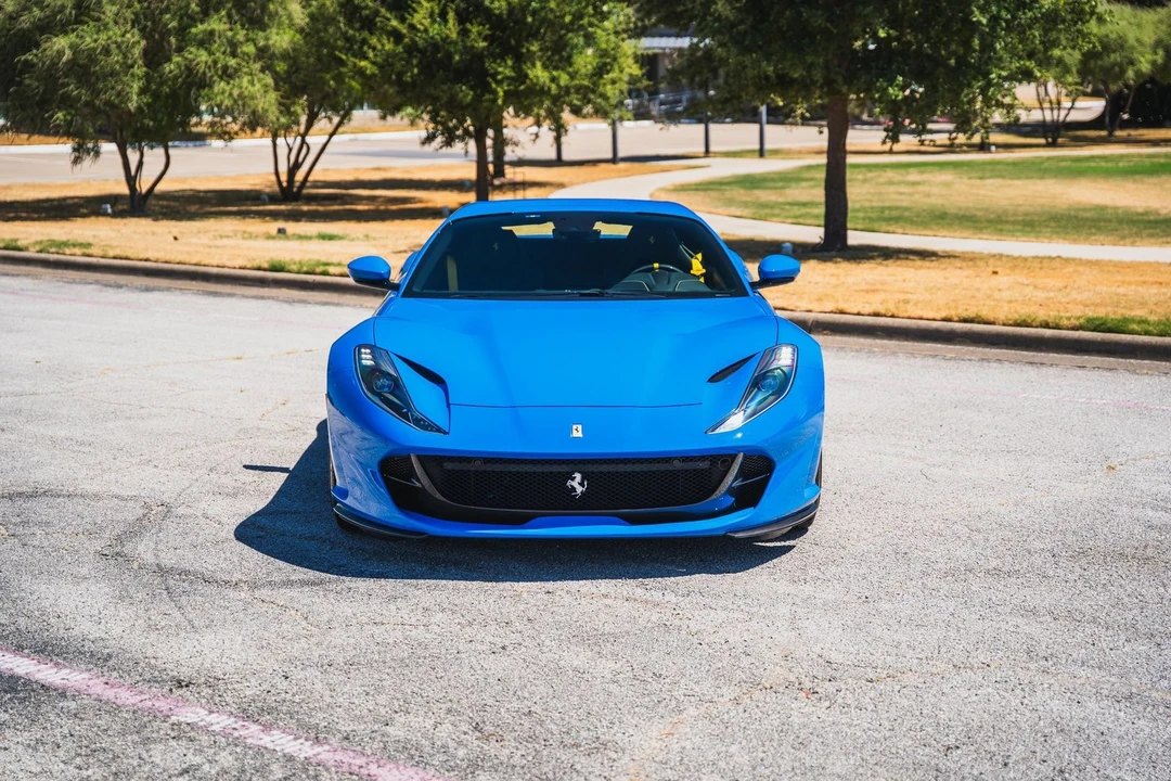 2022 Ferrari 812 GTS - Image 8 of 31