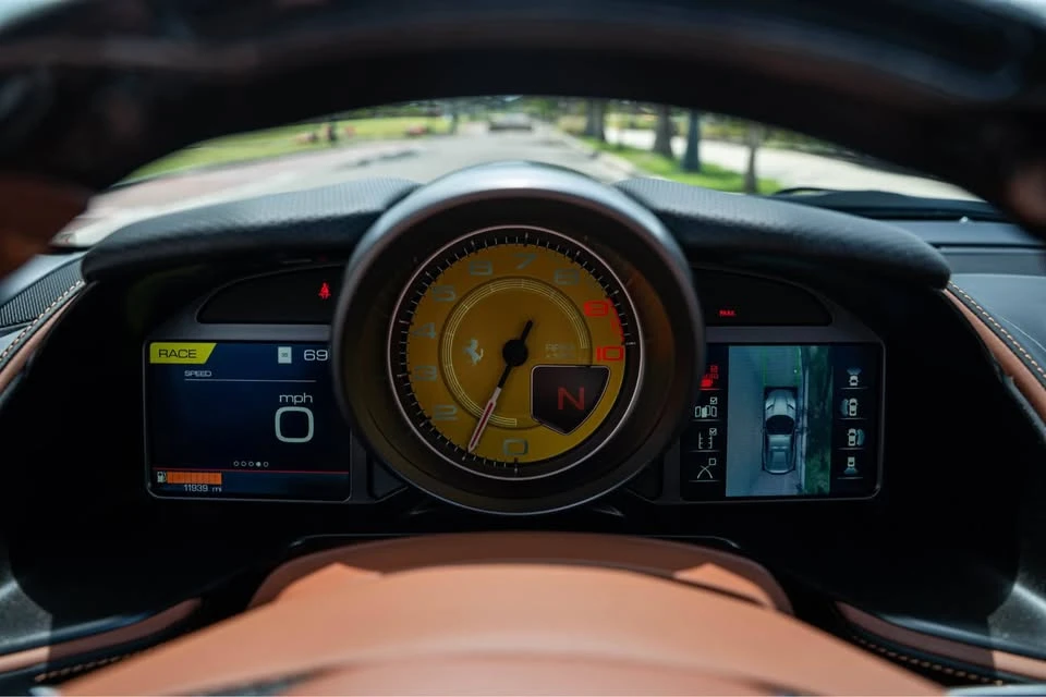 2022 Ferrari 812 GTS - Image 4 of 8
