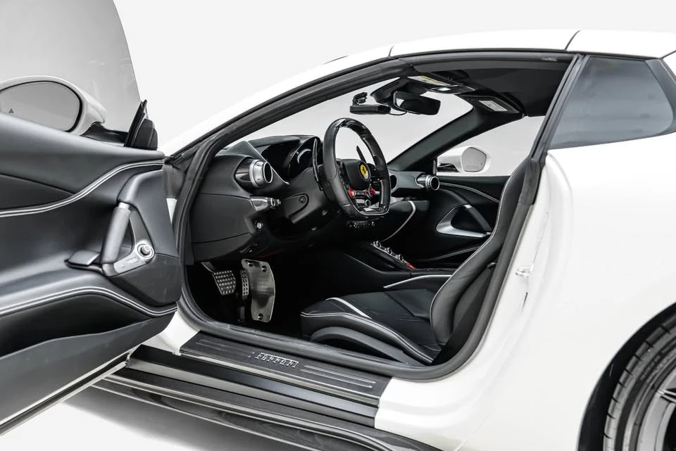 2022 Ferrari 812 GTS - Image 2 of 20