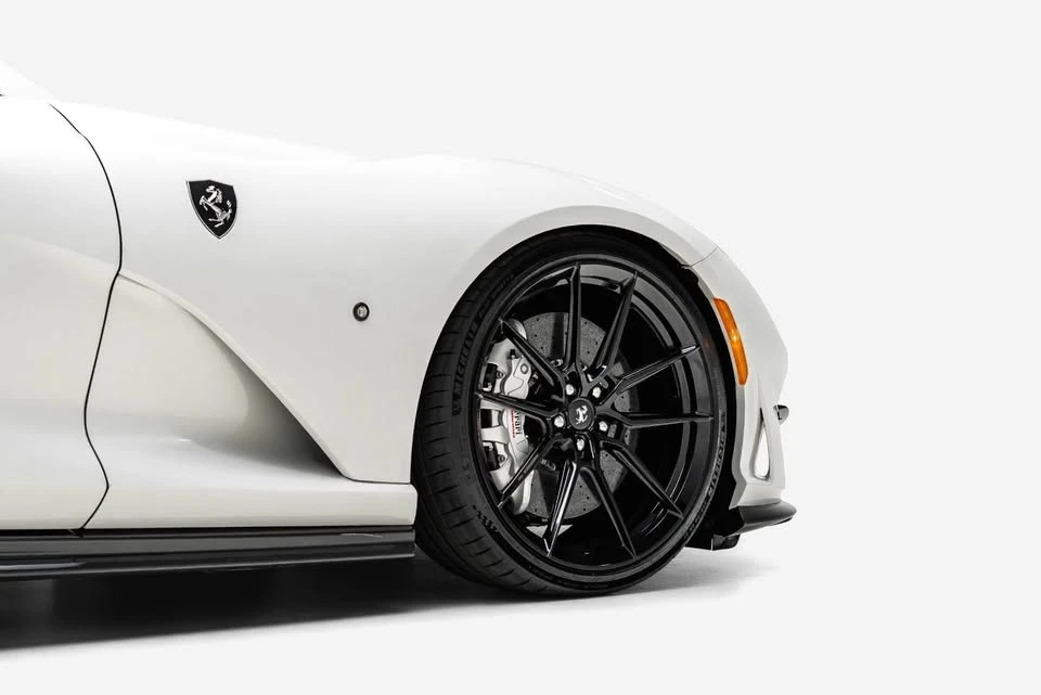 2022 Ferrari 812 GTS - Image 10 of 20